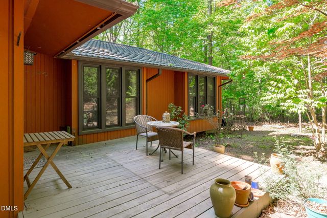 5421 Hideaway Drive, Chapel Hill, NC 27516