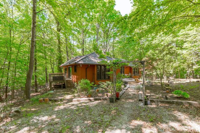 5421 Hideaway Drive, Chapel Hill, NC 27516