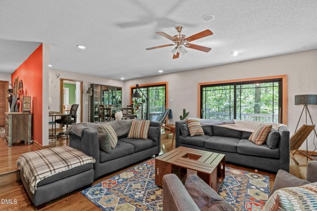 5421 Hideaway Drive, Chapel Hill, NC 27516