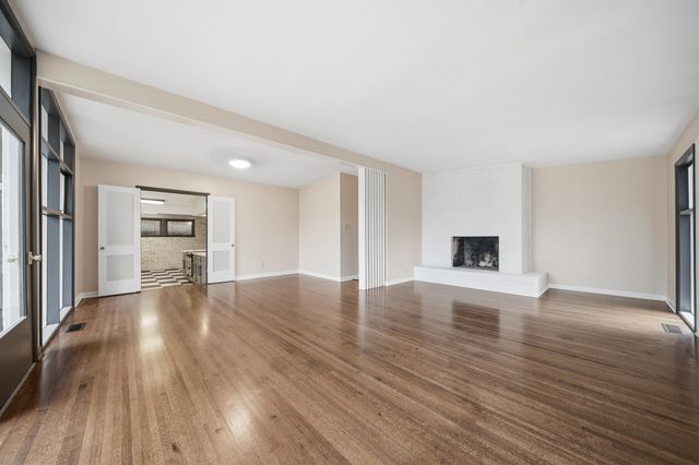 2534 ELMORE PARK RD, Bartlett, TN 38134