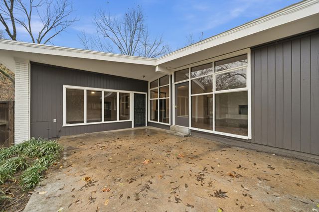 2534 ELMORE PARK RD, Bartlett, TN 38134