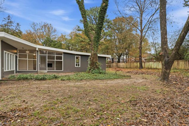 2534 ELMORE PARK RD, Bartlett, TN 38134