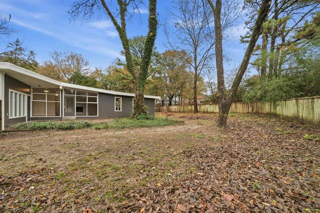 2534 ELMORE PARK RD, Bartlett, TN 38134