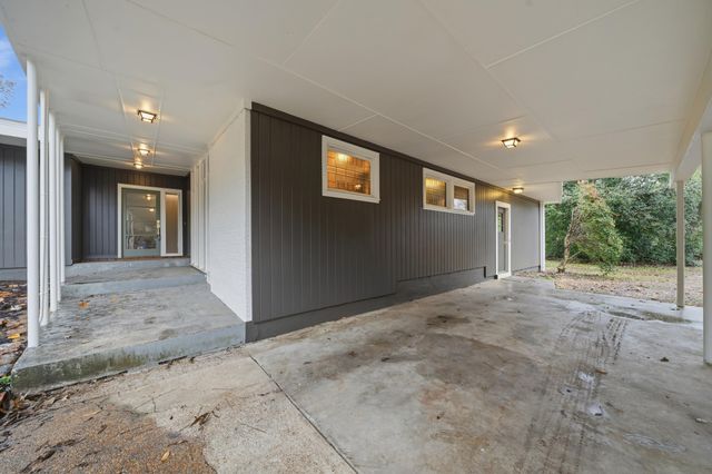 2534 ELMORE PARK RD, Bartlett, TN 38134