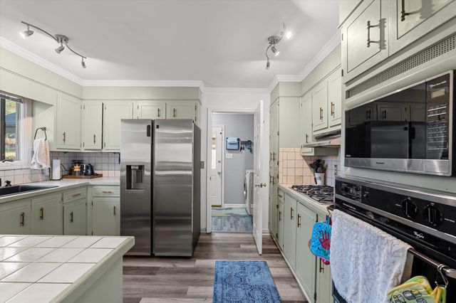 606 Ridge Way, Evans, GA 30809