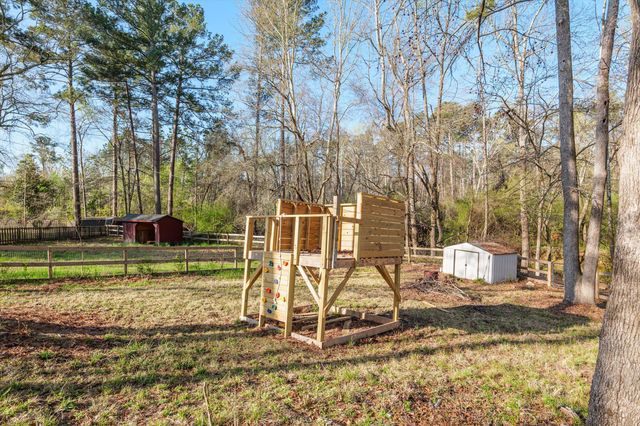 606 Ridge Way, Evans, GA 30809