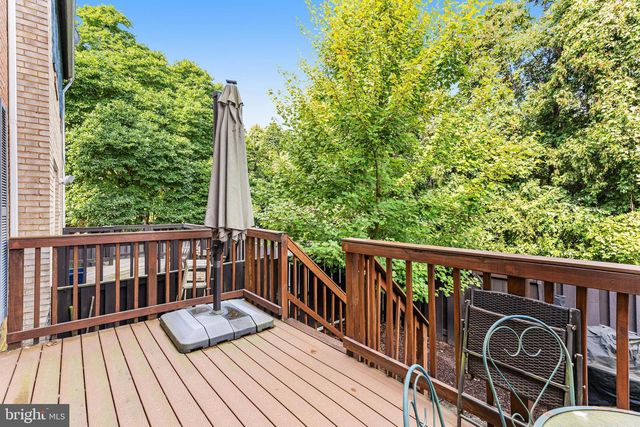 7228 EVANSTON RD, Springfield, VA 22150