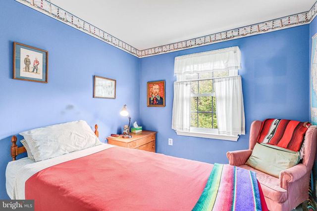 7228 EVANSTON RD, Springfield, VA 22150