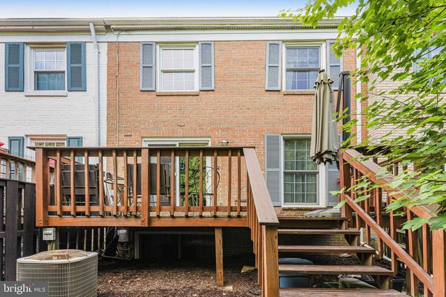 7228 EVANSTON RD, Springfield, VA 22150