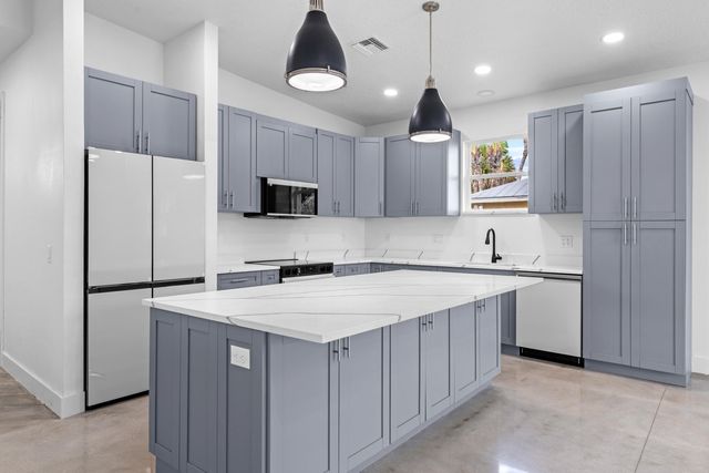 6904 Salerno Road, Fort Pierce, FL 34951