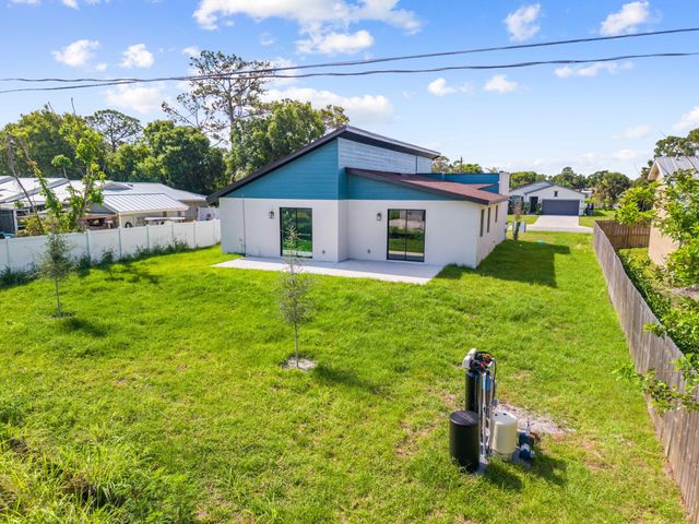 6904 Salerno Road, Fort Pierce, FL 34951