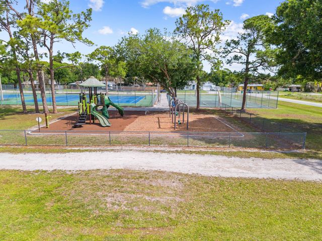6904 Salerno Road, Fort Pierce, FL 34951
