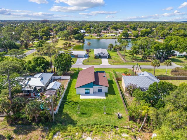 6904 Salerno Road, Fort Pierce, FL 34951