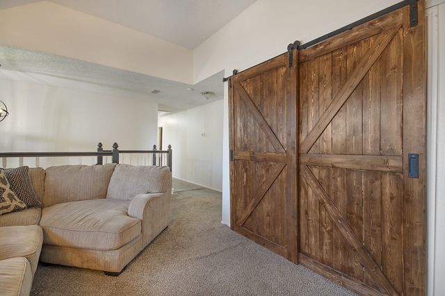 101 Boulder Creek Drive, Desoto, TX 75115