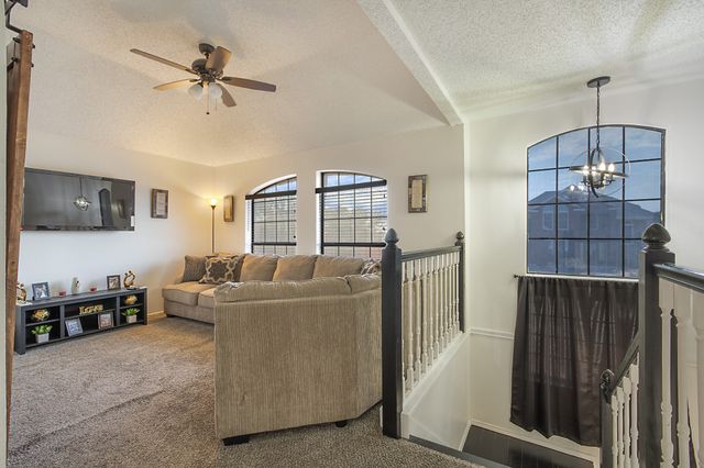 101 Boulder Creek Drive, Desoto, TX 75115