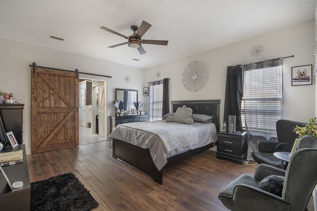 101 Boulder Creek Drive, Desoto, TX 75115