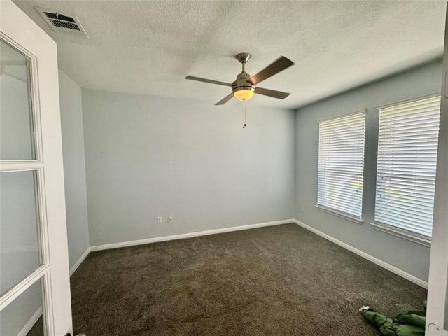 372 Kingfisher LN, Kyle, TX 78640