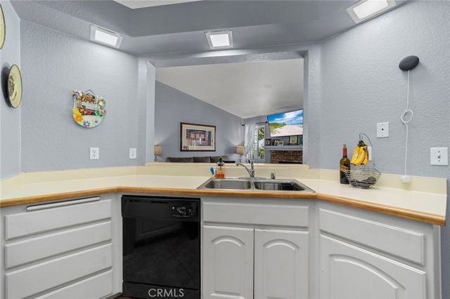 740 E San Bernardino Road 2, Covina, CA 91723