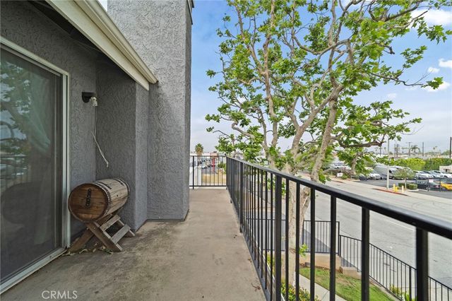 740 E San Bernardino Road 2, Covina, CA 91723