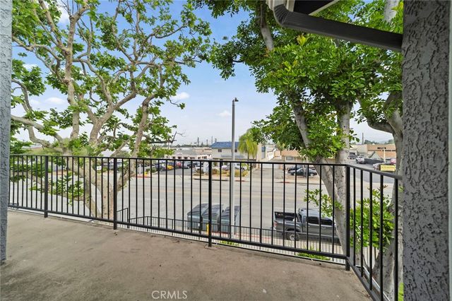 740 E San Bernardino Road 2, Covina, CA 91723