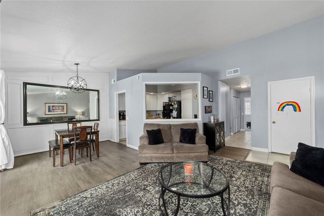 740 E San Bernardino Road 2, Covina, CA 91723