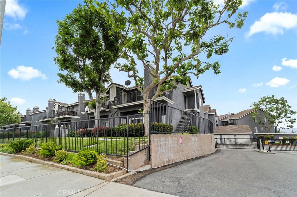 740 E San Bernardino Road 2, Covina, CA 91723