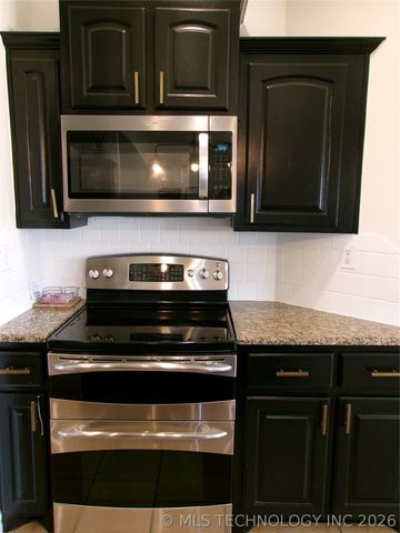 2071 E 53rd, Muskogee, OK 74403