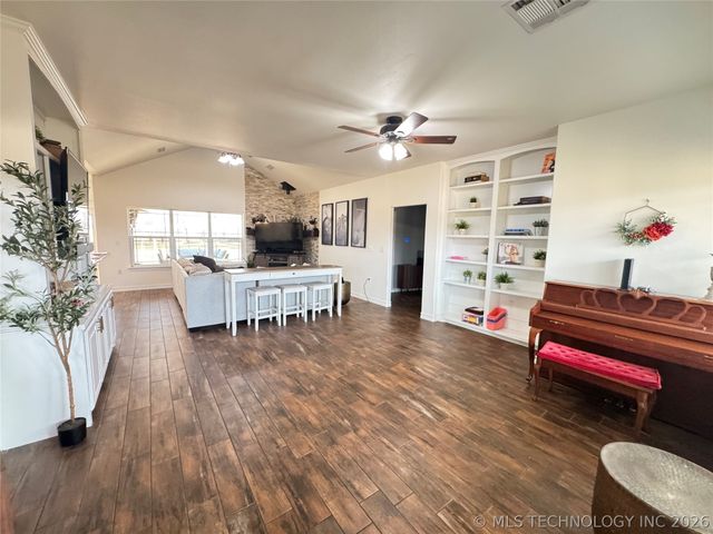 2071 E 53rd, Muskogee, OK 74403