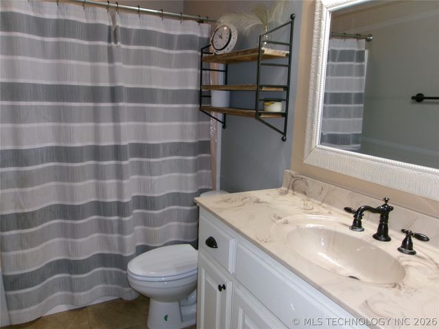 2071 E 53rd, Muskogee, OK 74403