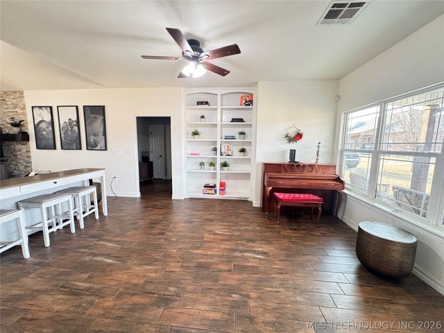 2071 E 53rd, Muskogee, OK 74403