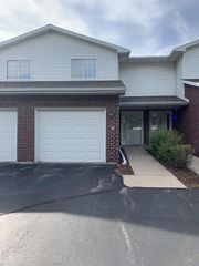 1891 RIVERSIDE DRIVE #D, Suamico, WI 54313