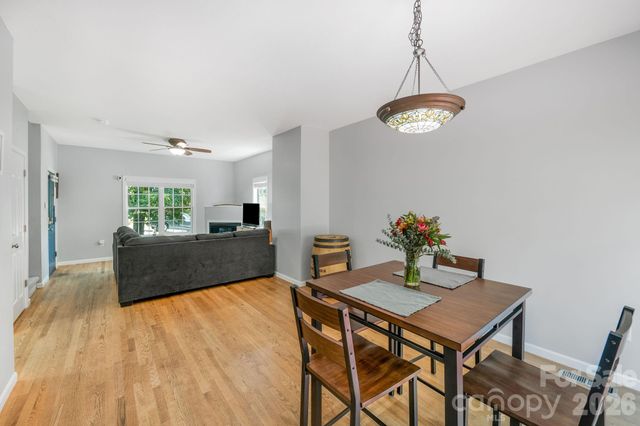 19 Oakcrest Place, Asheville, NC 28806