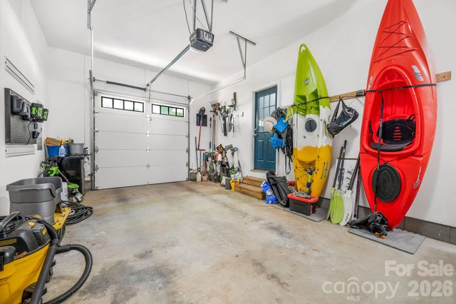 19 Oakcrest Place, Asheville, NC 28806
