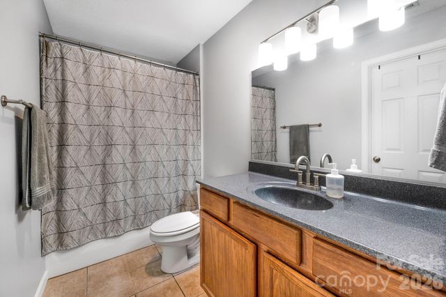 19 Oakcrest Place, Asheville, NC 28806