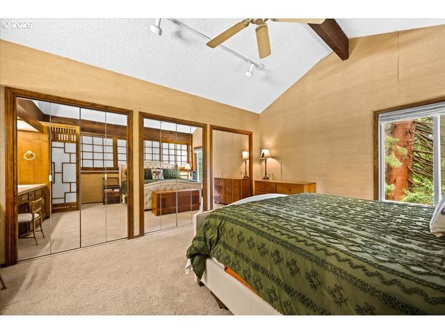 1111 Nw SATARA Ct, Salem, OR 97304