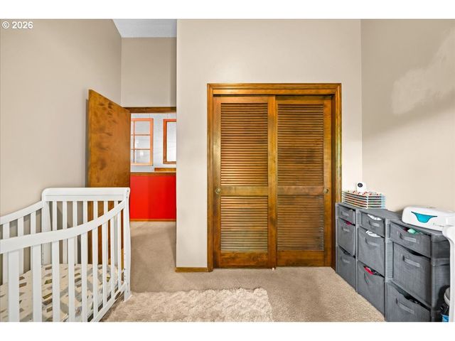 1111 Nw SATARA Ct, Salem, OR 97304