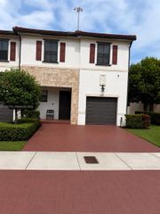 10251 W 32nd Lane 10251, Hialeah, FL 33018