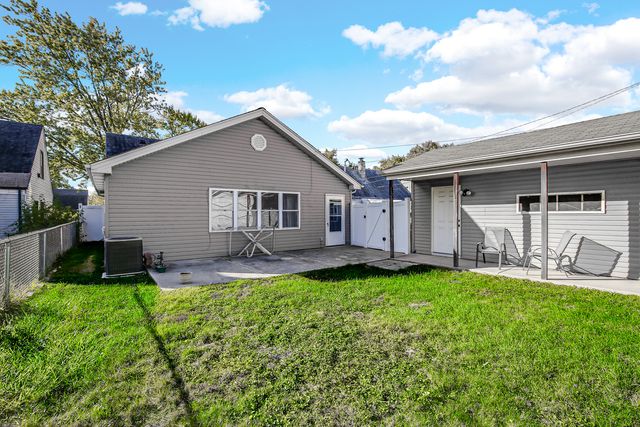 4320 W 99th Place, Oak Lawn, IL 60453