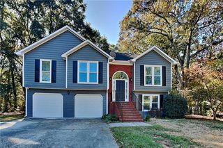 204 Leighs Grove Court, Grayson, GA 30017