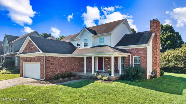 8913 Fox Chase Pl, Louisville, KY 40228