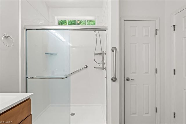 130 Heritage Hill Drive, Jamestown, NC 27282