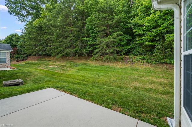 130 Heritage Hill Drive, Jamestown, NC 27282