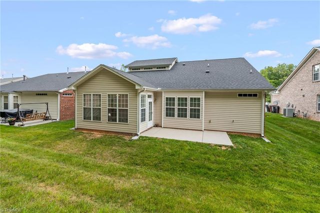 130 Heritage Hill Drive, Jamestown, NC 27282