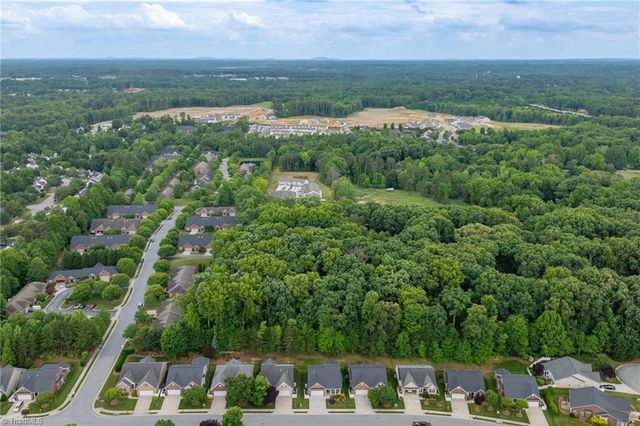 130 Heritage Hill Drive, Jamestown, NC 27282