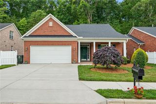 130 Heritage Hill Drive, Jamestown, NC 27282