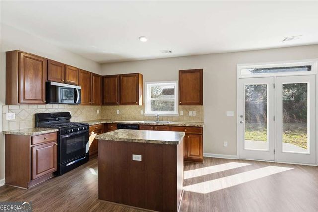 7366 Poppy Way, Union City, GA 30291