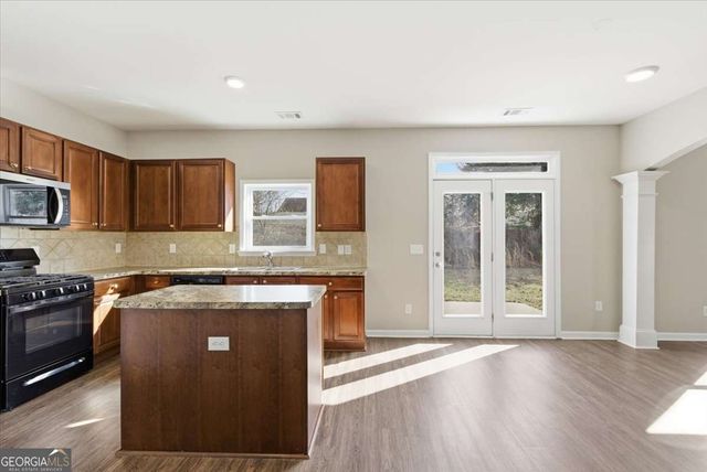 7366 Poppy Way, Union City, GA 30291