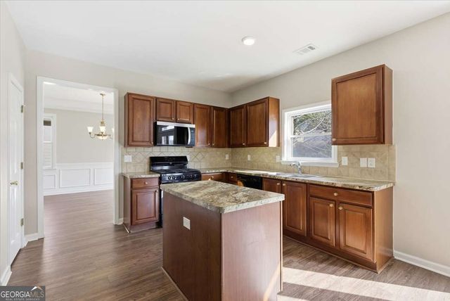 7366 Poppy Way, Union City, GA 30291