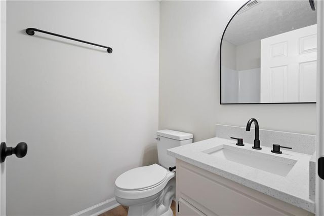 332 Lavista Drive SW, Calhoun, GA 30701