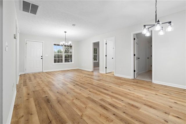 332 Lavista Drive SW, Calhoun, GA 30701